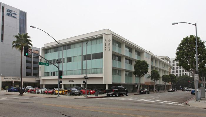 Office Space for Rent at 462 N Linden Dr Beverly Hills, CA 90212 - #1