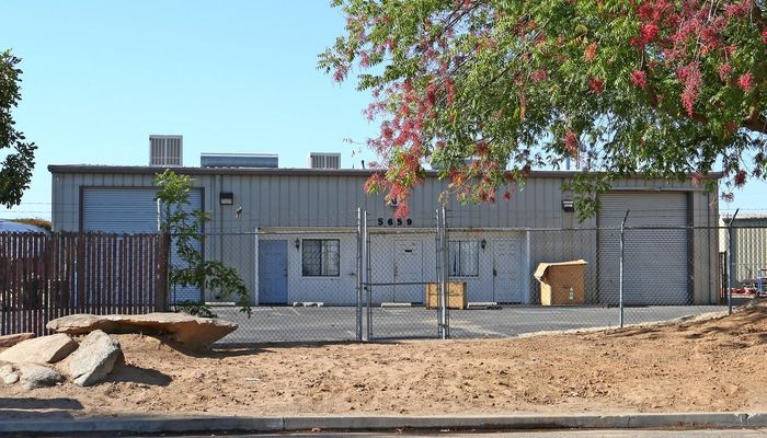 Warehouse Space for Rent at 5659 W San Madele Ave Fresno, CA 93722 - #4