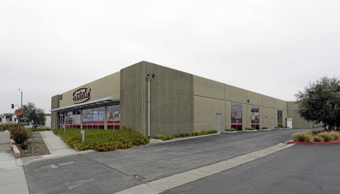 Warehouse Space for Rent at 18218-18228 Euclid St Fountain Valley, CA 92708 - #4