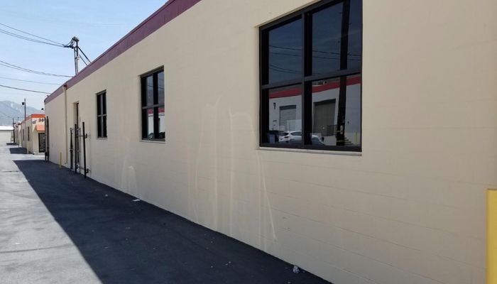 Warehouse Space for Rent at 2210-2240 N Screenland Dr Burbank, CA 91505 - #10