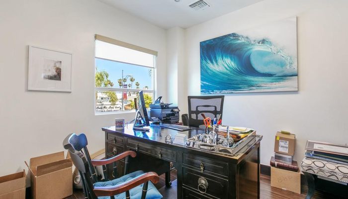 Office Space for Rent at 9400-9414 Brighton Way Beverly Hills, CA 90210 - #75