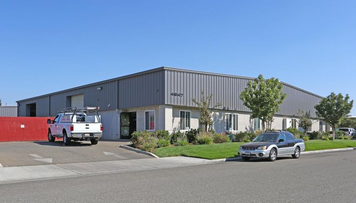 Warehouse Space for Rent at 4647 E Weathermaker Ave Fresno, CA 93703 - #3