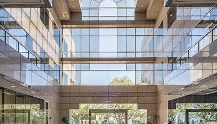 Office Space for Rent at 335-345 N Maple Dr Beverly Hills, CA 90210 - #19