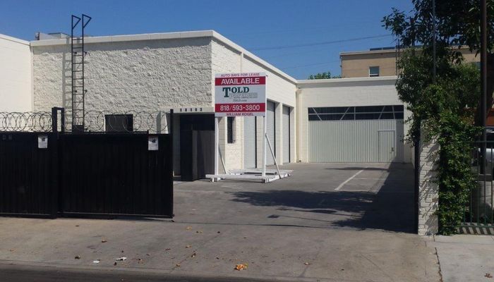 Warehouse Space for Rent at 14143 Bessemer St Van Nuys, CA 91401 - #1