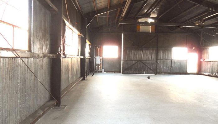 Warehouse Space for Rent at 2503 N Ontario St Burbank, CA 91504 - #8