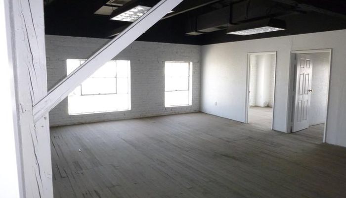 Warehouse Space for Rent at 2250 Los Angeles St Fresno, CA 93721 - #2