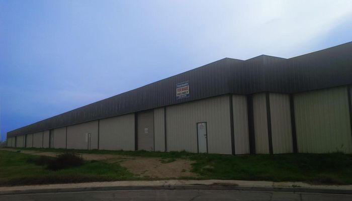 Warehouse Space for Rent at 4475 N Bendel Ave Fresno, CA 93722 - #5