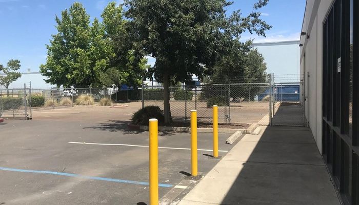 Warehouse Space for Rent at 6290 88th St Sacramento, CA 95828 - #11