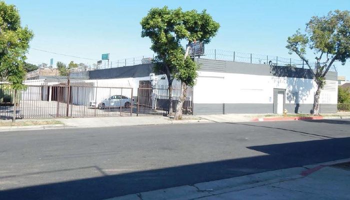 Warehouse Space for Rent at 1538 S Eastern Ave Commerce, CA 90040 - #2
