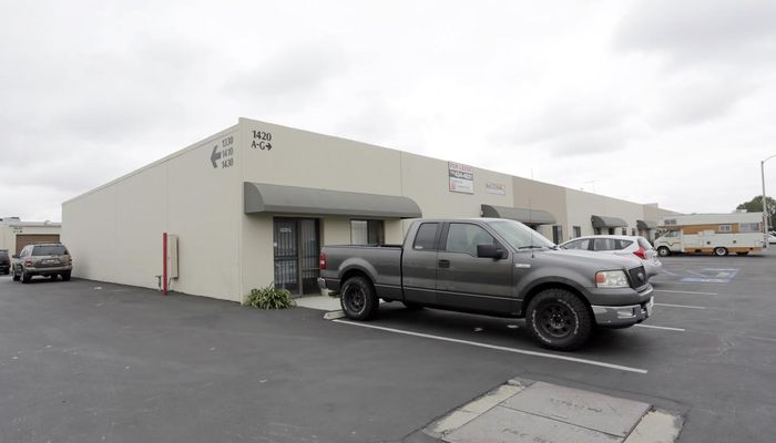 Warehouse Space for Rent at 1400-1420 E Saint Andrew Pl Santa Ana, CA 92705 - #6