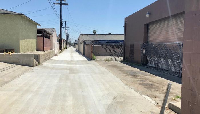 Warehouse Space for Rent at 2941-2969 W Valley Blvd Alhambra, CA 91803 - #16