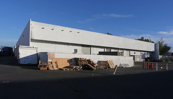 Warehouse Space for Rent at 3501 W Segerstrom Ave Santa Ana, CA 92704 - #2