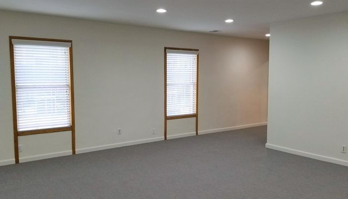 Office Space for Rent at 337 - 341 Washington Blvd Venice, CA 90292 - #8