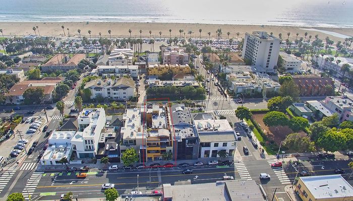 Office Space for Rent at 2216 Main St Santa Monica, CA 90405 - #20
