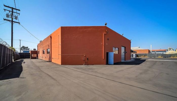 Warehouse Space for Rent at 14208 Towne Ave Los Angeles, CA 90061 - #5