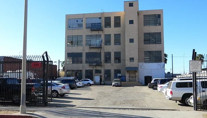 Warehouse Space for Rent at 721-725 E Washington Blvd Los Angeles, CA 90021 - #8