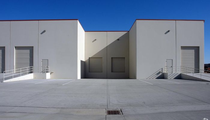 Warehouse Space for Rent at 77588 El Duna Ct Palm Desert, CA 92211 - #9