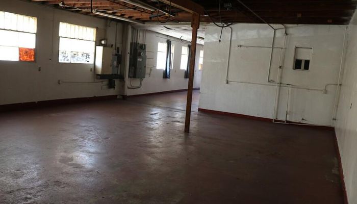 Warehouse Space for Rent at 4863 Telegraph Rd Los Angeles, CA 90022 - #13