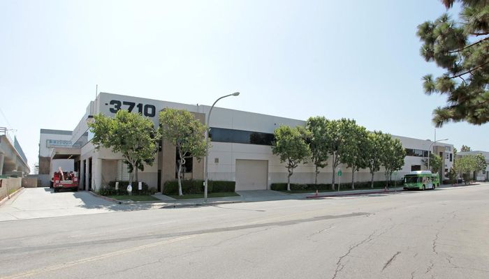 Warehouse Space for Rent at 3700-3710 Robertson Blvd Culver City, CA 90232 - #3