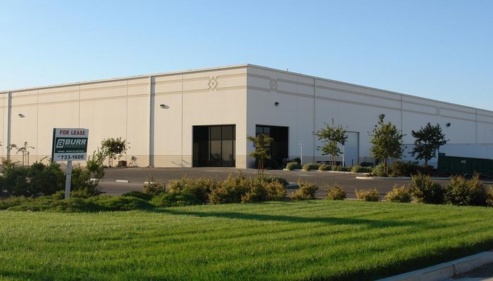 Warehouse Space for Rent at 2247 N Plaza Dr Visalia, CA 93291 - #1
