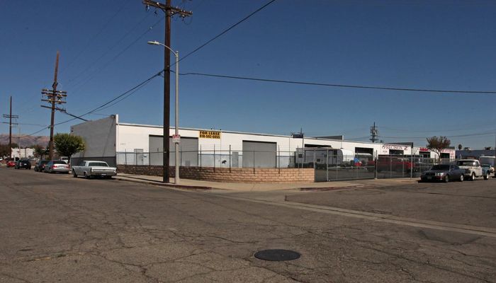 Warehouse Space for Rent at 21417 Ingomar St Canoga Park, CA 91304 - #1