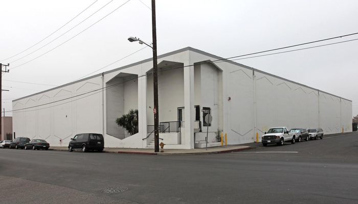 Warehouse Space for Rent at 1201 S Mateo St Los Angeles, CA 90021 - #1