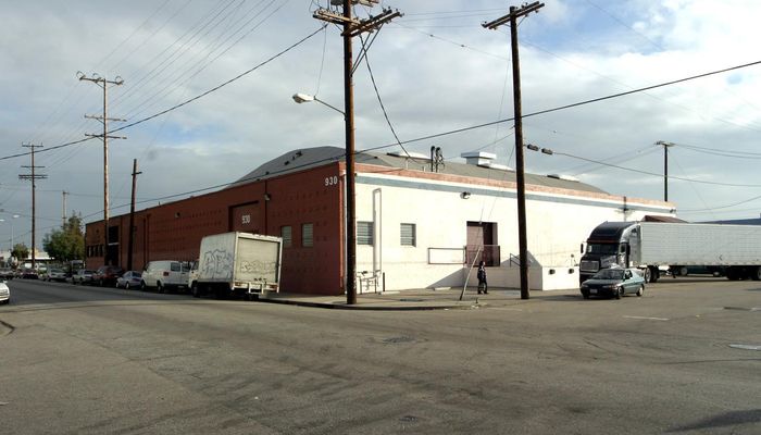 Warehouse Space for Rent at 930 S Mateo St Los Angeles, CA 90021 - #11