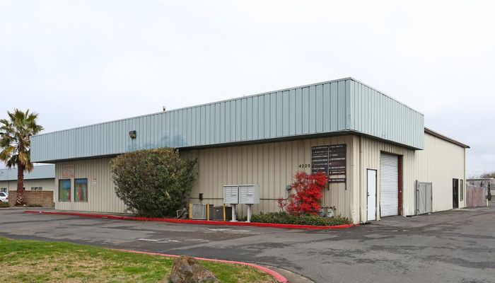 Warehouse Space for Rent at 4220 Commercial Dr Tracy, CA 95304 - #2