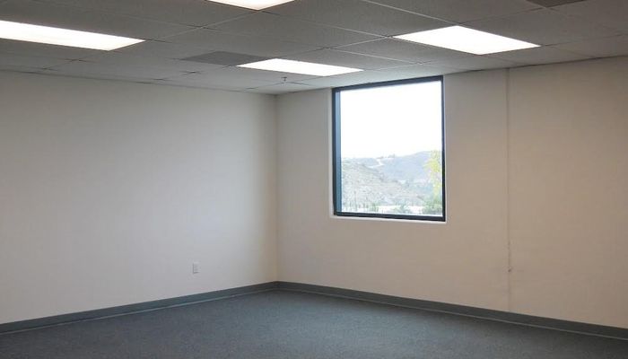 Warehouse Space for Rent at 2575 Fortune Way Vista, CA 92081 - #13