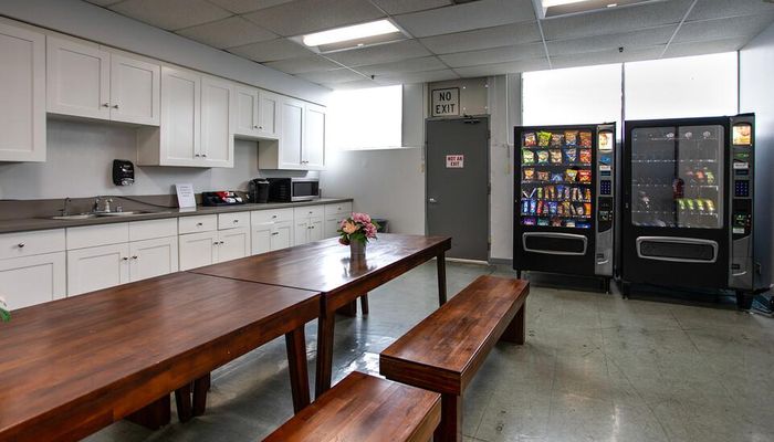 Warehouse Space for Rent at 1919 Vineburn Ave Los Angeles, CA 90032 - #7