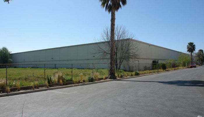 Warehouse Space for Rent at 3001 Mission Oaks Blvd Camarillo, CA 93012 - #5