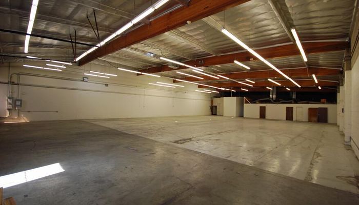 Warehouse Space for Rent at 6908-6922 Tujunga Ave North Hollywood, CA 91605 - #2