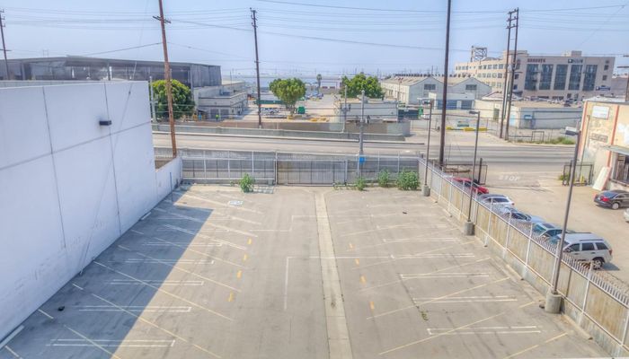 Warehouse Space for Sale at 2444 Porter St Los Angeles, CA 90021 - #100