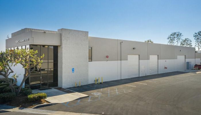 Warehouse Space for Rent at 1040 N Kraemer Pl Anaheim, CA 92806 - #32