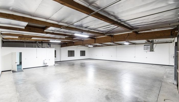 Warehouse Space for Rent at 1621-1625 Ohms Way Costa Mesa, CA 92627 - #5