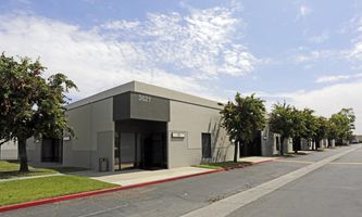Warehouse Space for Rent located at 3621 W MacArthur Blvd Santa Ana, CA 92704