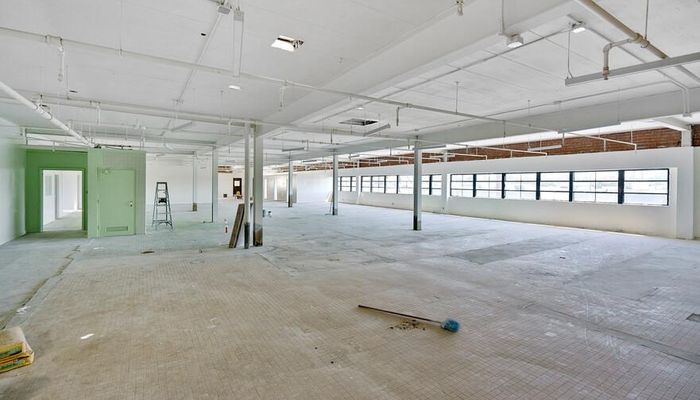 Warehouse Space for Rent at 6007 S St Andrews Pl Los Angeles, CA 90047 - #8