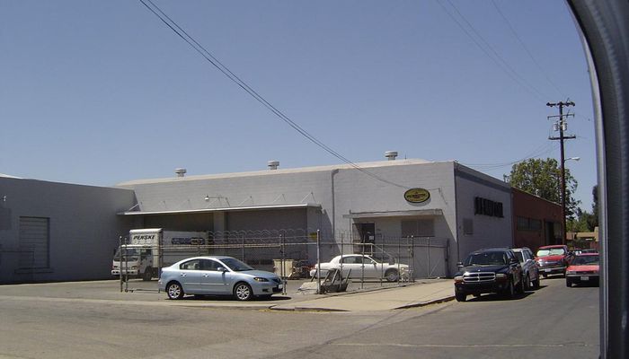 Warehouse Space for Rent at 1206 S Parallel Ave Fresno, CA 93702 - #1
