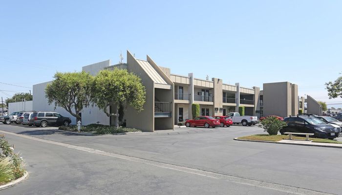 Warehouse Space for Rent at 2076-2098 S Grand Ave Santa Ana, CA 92705 - #1