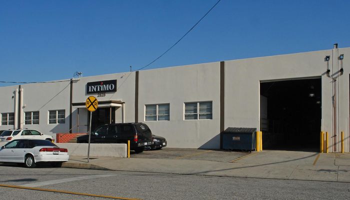 Warehouse Space for Rent at 2501-2525 E 27th St Vernon, CA 90058 - #3