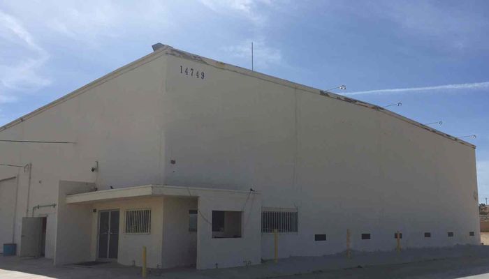 Warehouse Space for Rent at 14749 Hesperia Rd Victorville, CA 92395 - #2