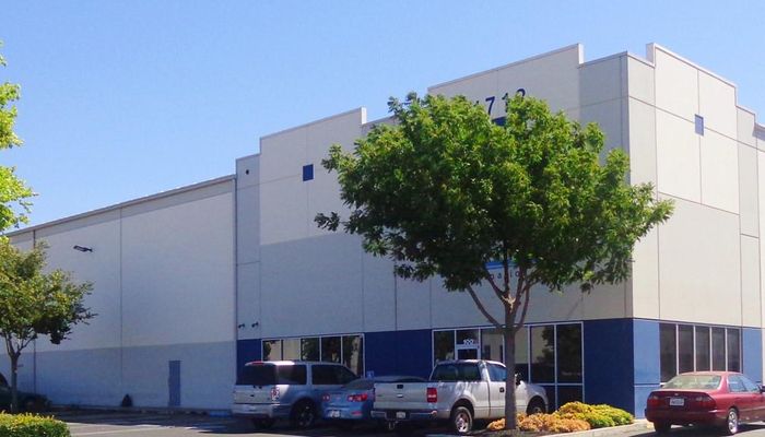 Warehouse Space for Rent at 1718 Boeing Way Stockton, CA 95206 - #4