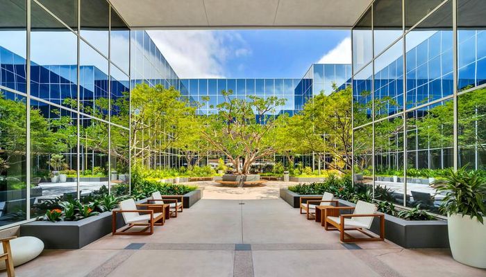 Office Space for Rent at 335-345 N Maple Dr Beverly Hills, CA 90210 - #6