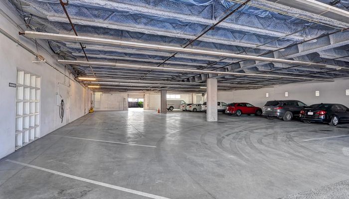 Warehouse Space for Rent at 2444 Porter St Los Angeles, CA 90021 - #137