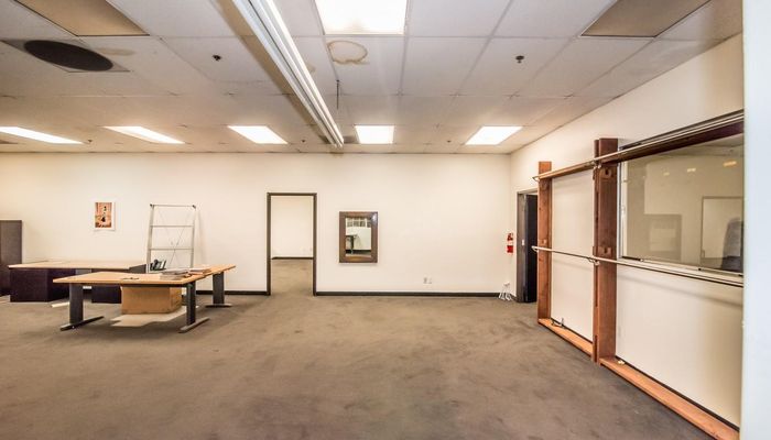 Warehouse Space for Rent at 2444 Porter St Los Angeles, CA 90021 - #68