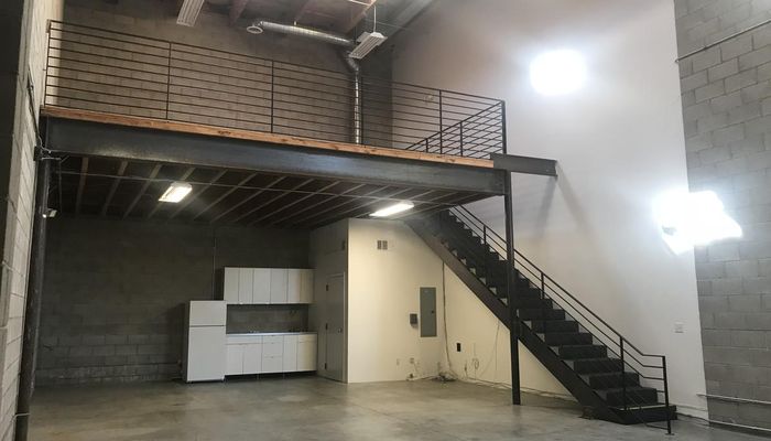 Warehouse Space for Rent at 4700 W Jefferson Blvd Los Angeles, CA 90016 - #18