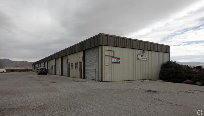 Warehouse Space for Rent at 13577 Manhasset Apple Valley, CA 92308 - #1