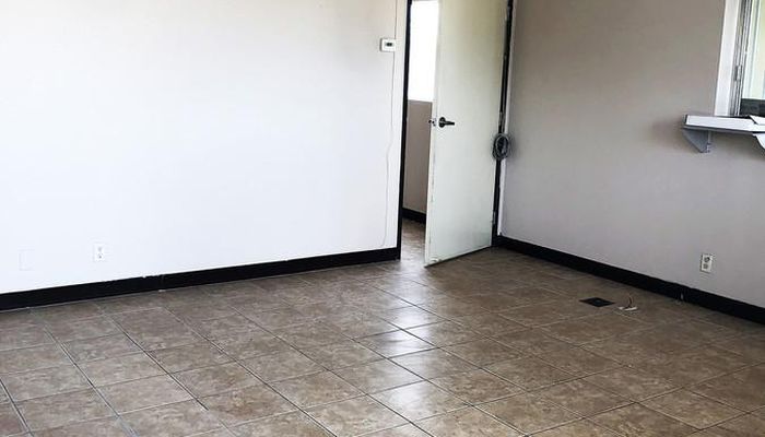 Warehouse Space for Rent at 14749 Hesperia Rd Victorville, CA 92395 - #9