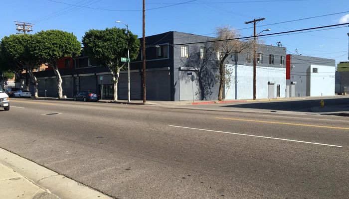 Warehouse Space for Rent at 900-934 S San Pedro St Los Angeles, CA 90015 - #36