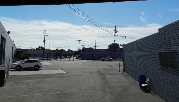 Warehouse Space for Rent at 3301 Maple Ave Los Angeles, CA 90011 - #8